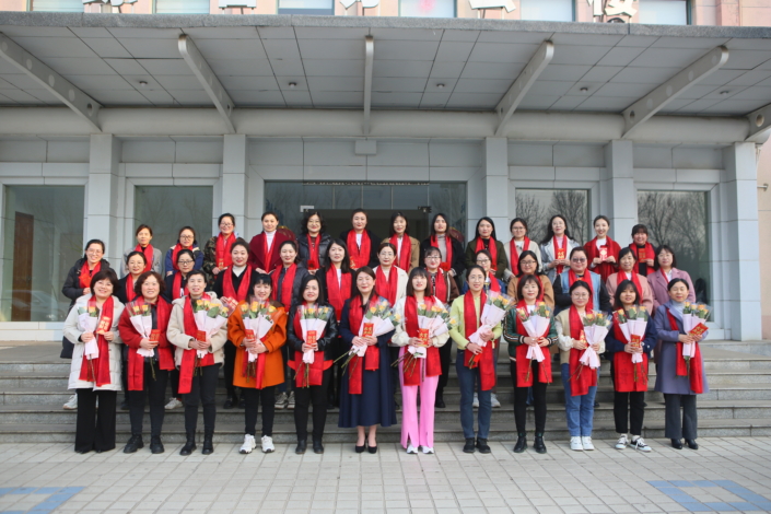 9I8A2885